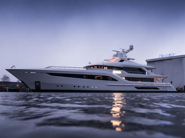 Feadship De Vries De Voogt Naval Architects Dutch motor yacht Somnium for sale