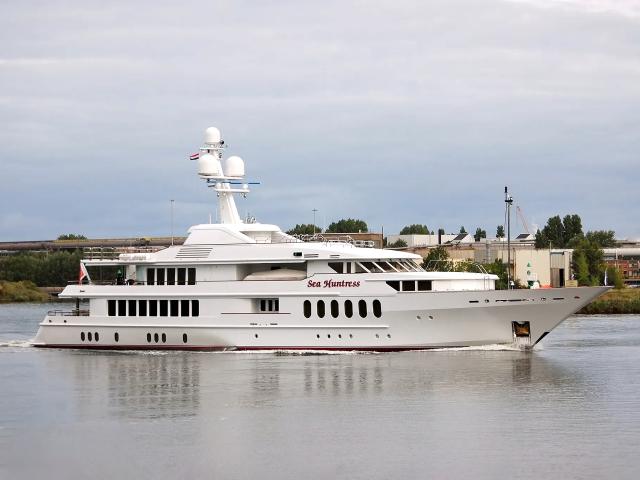 Feadship de Vries Terrence Disdale Design custom dutch motor yacht Sea Huntress for sale