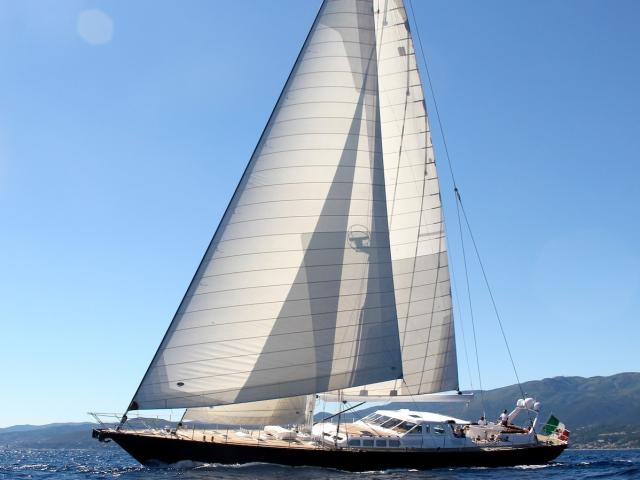 nl29.016-jongert-yachts-jongert-design-team-3000s-dutch-sailing-yacht-01.jpg