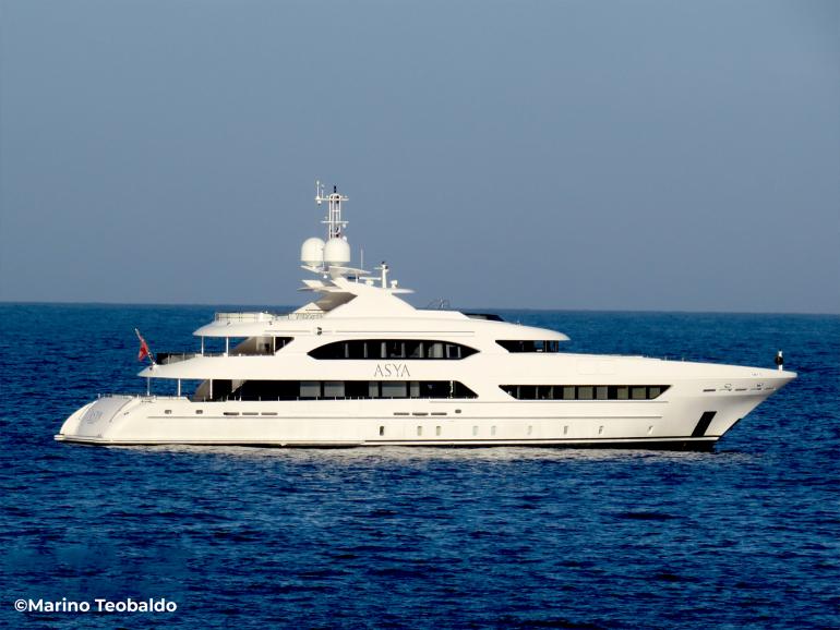 Heesen Yachts Omega Architects custom Dutch motor yacht Asya for sale