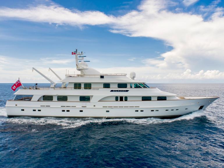 Hakvoort Shipyard Diana Yacht Design Custom dutch motor yacht Big Easy for sale