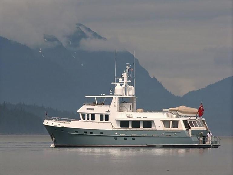 Doggersbank Kuipers Woudsend Vripack Yachting international offshore dutch motor yacht Maverick for sale