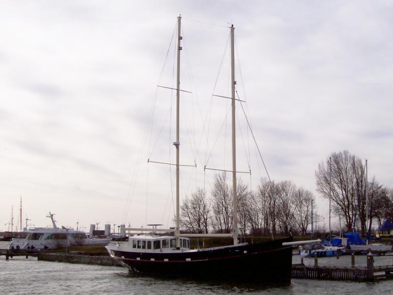 Bosgraaf sailing yacht Dutch custom De Hoop for sale