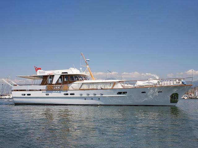 Feadship de Vries Carlo Riva Caravelle dutch motor yacht Corbina for sale