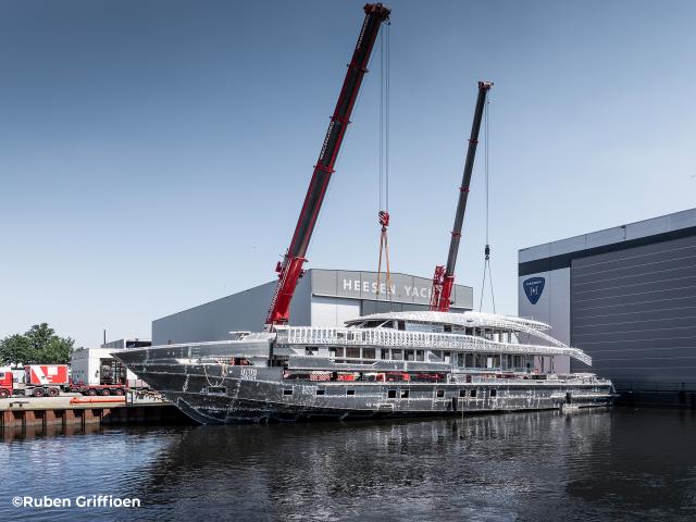 Hull & Superstructure joined of Heesen Porject Sophia